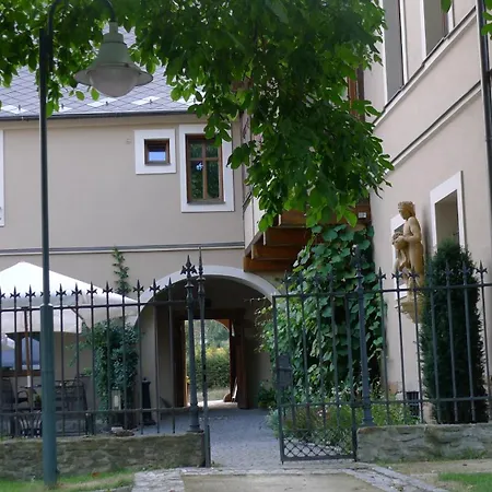 Guest house Stybar 3*