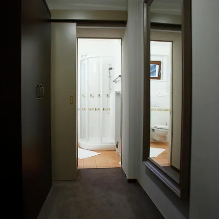 Guest house Stybar 3*